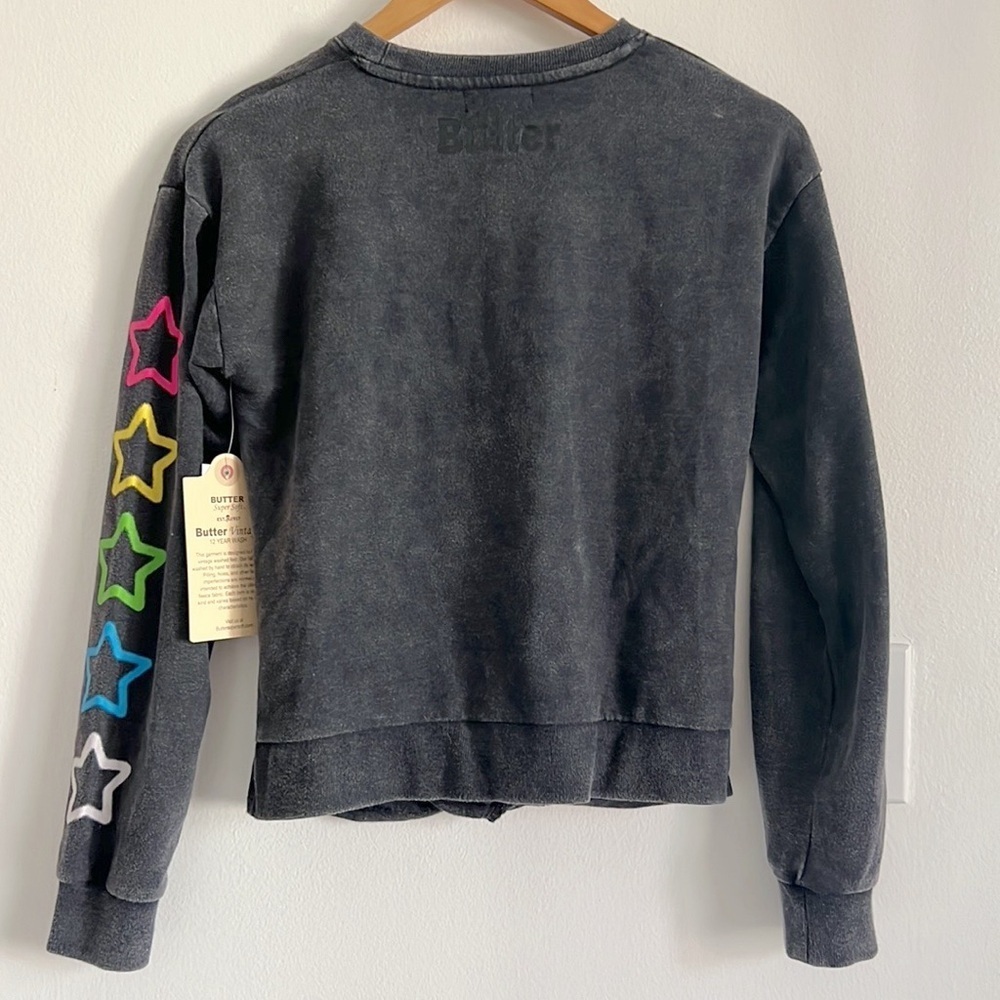 Butter Super Soft Stars Twist Front Cropped Sweatshirt Gray NWT - Picture 8 of 11